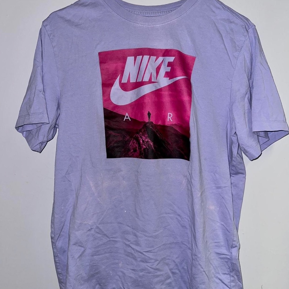 Nike Graphic Tee
